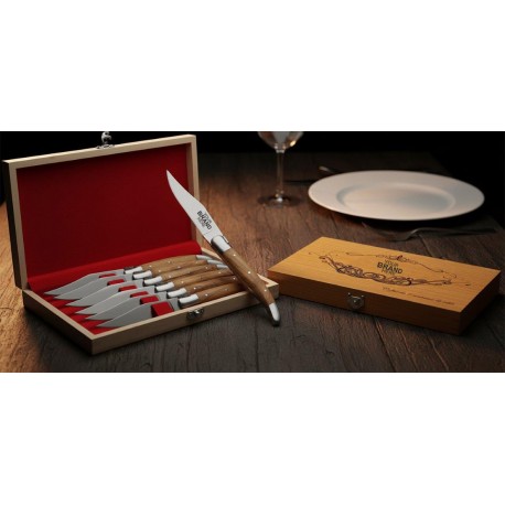 Set of 6 kitchen knives in wooden handle - Made in Pakistan