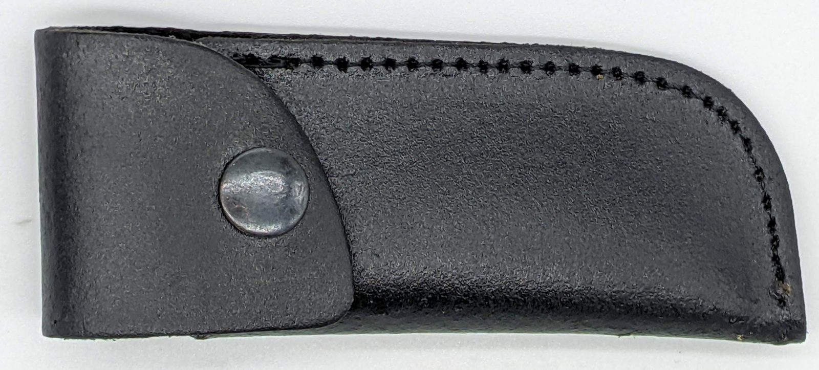 Rounded Black Leather Folding Knife Sheath – 10.5 cm